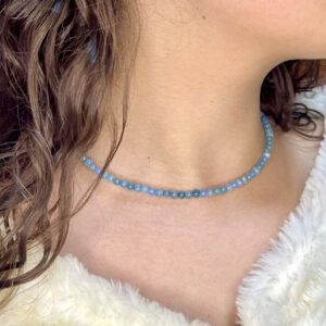 Alternative view of Choker Angelita